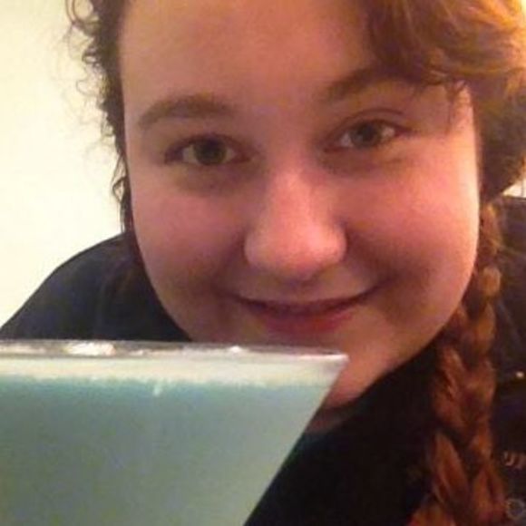 Meet your Posher, Lizzie - Picture 1 of 1